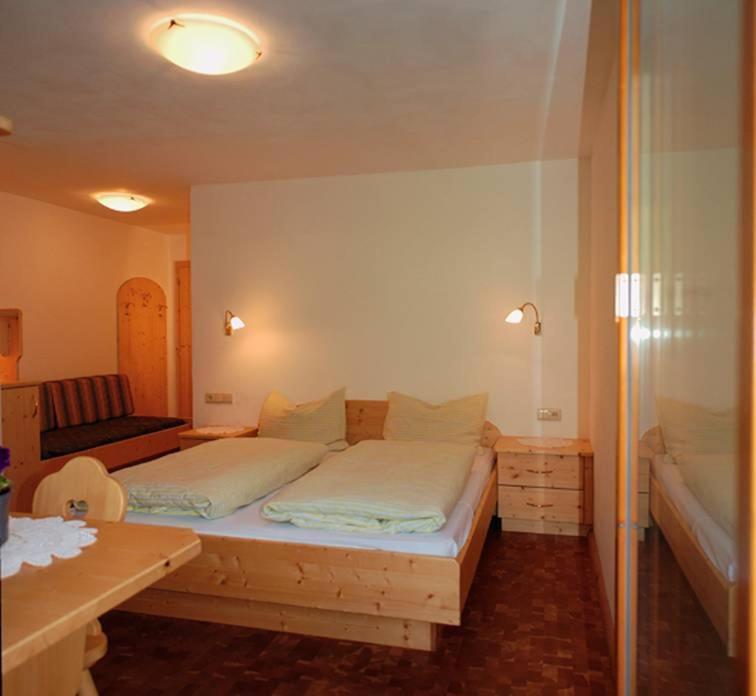 Pension Wiesenhof Campo di Trens Exterior photo